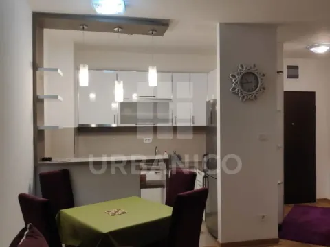 Rent, one bedroom apartment, 43m², City Kvart, Podgorica - image 1