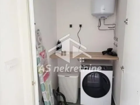 Izdavanje, dvosoban stan, 53m², Savski Venac, Beograd - image 16