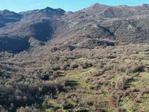 Sale, land lot, 4400m², Cetinje, Crna Gora - image 9