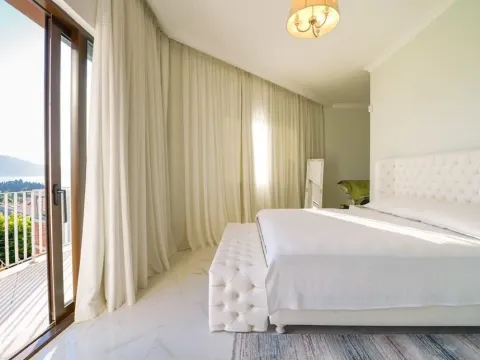 Prodaja, kuća, 290m², Tivat, Crna Gora - image 7