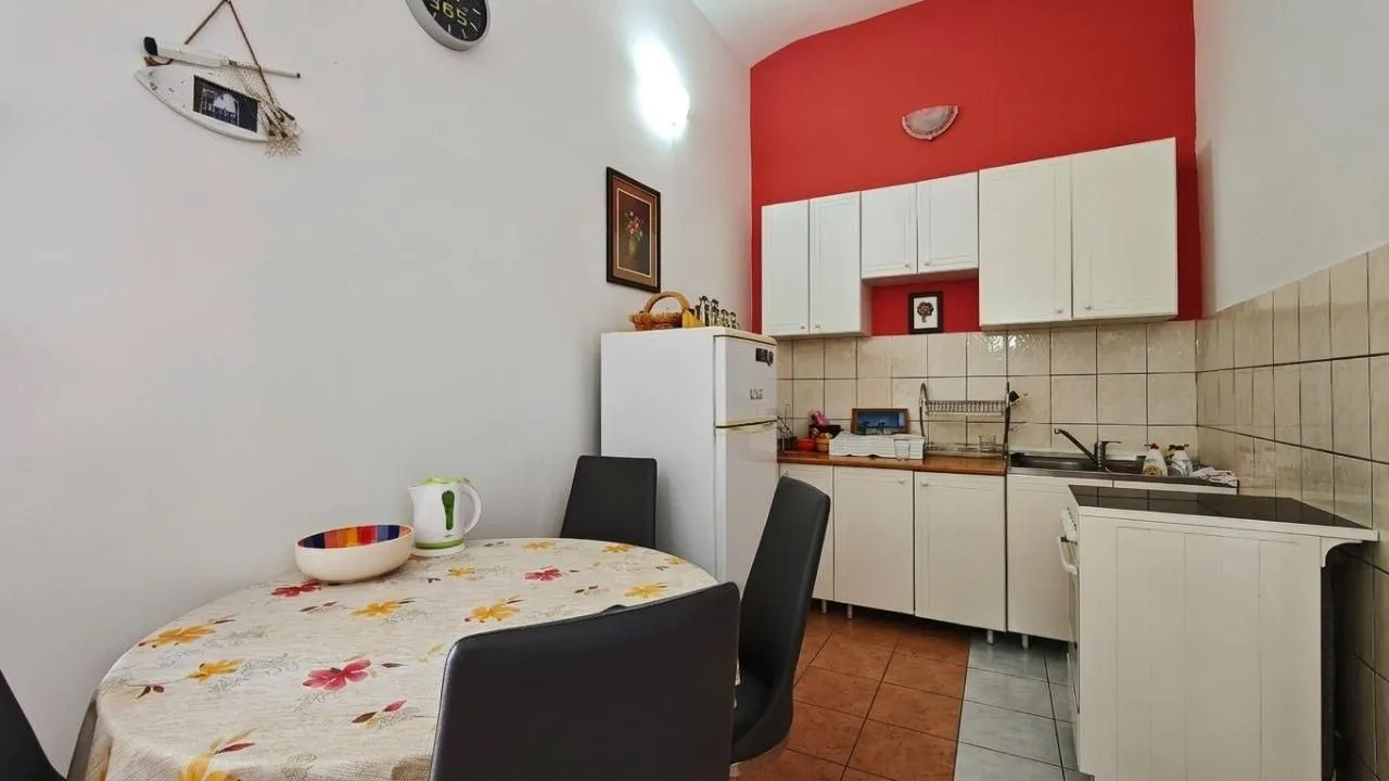 Sale, one bedroom apartment, 44m², Rafailovići, Budva