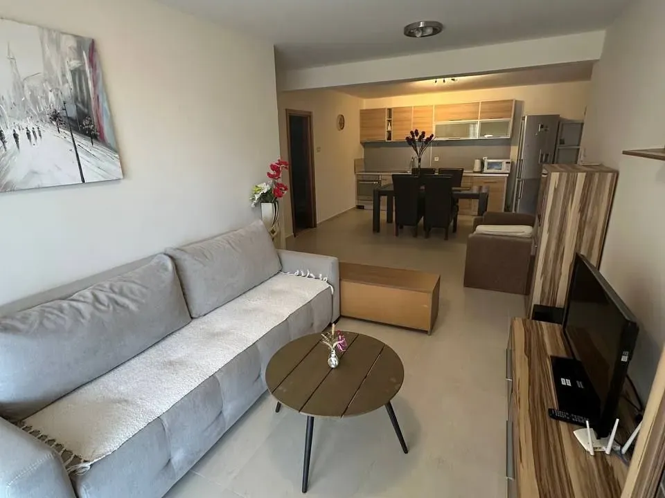 Prodaja, jednosoban stan, 60m², Pržno, Budva