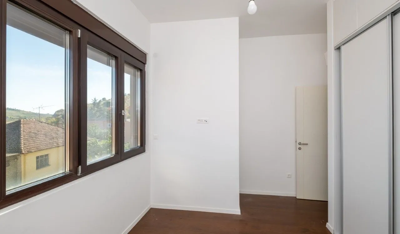 Prodaja, trosoban stan, 95m², Gornja Gorica, Podgorica