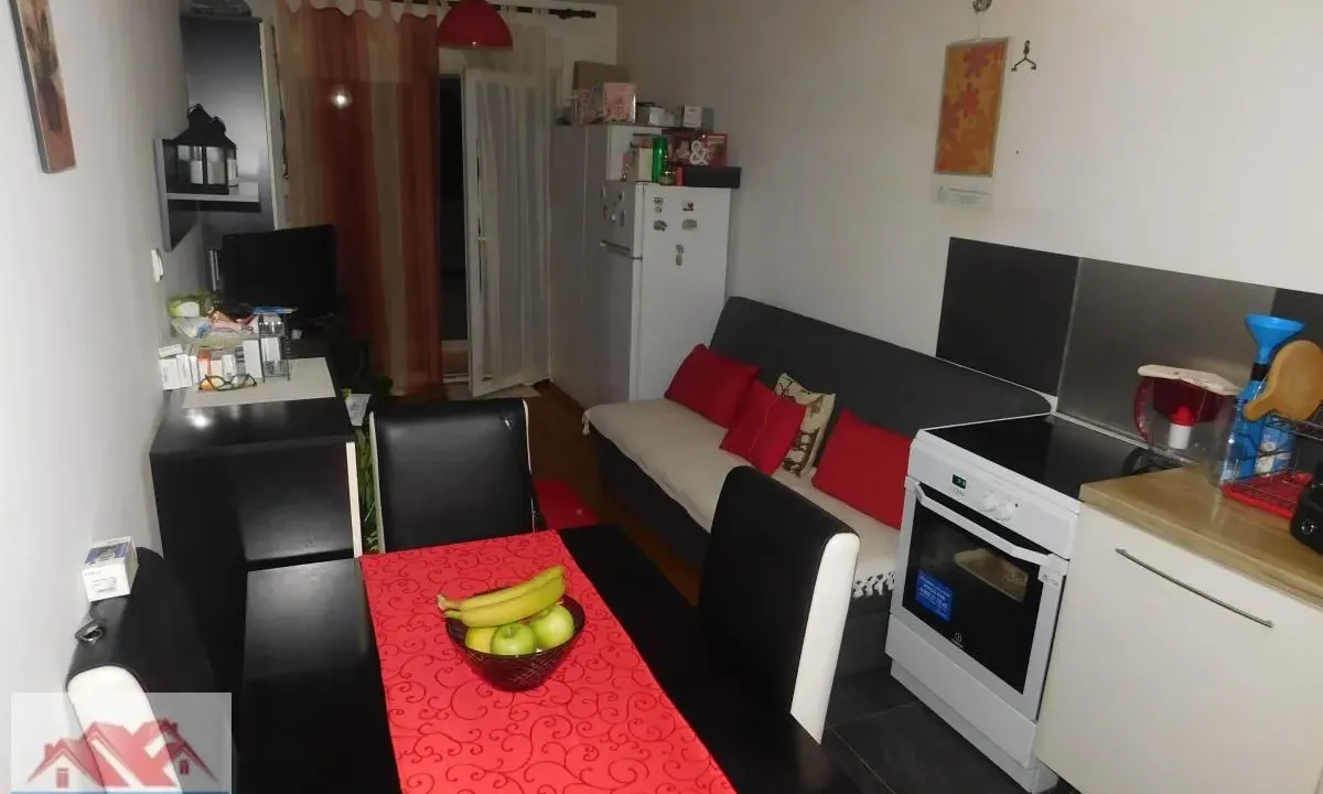 Prodaja, garsonjera, 23m², Erdoglija, Kragujevac