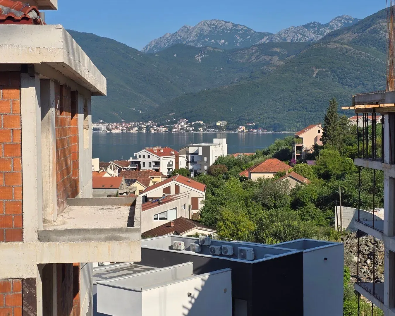 Prodaja, jednosoban stan, 47m², Donja Lastva, Tivat
