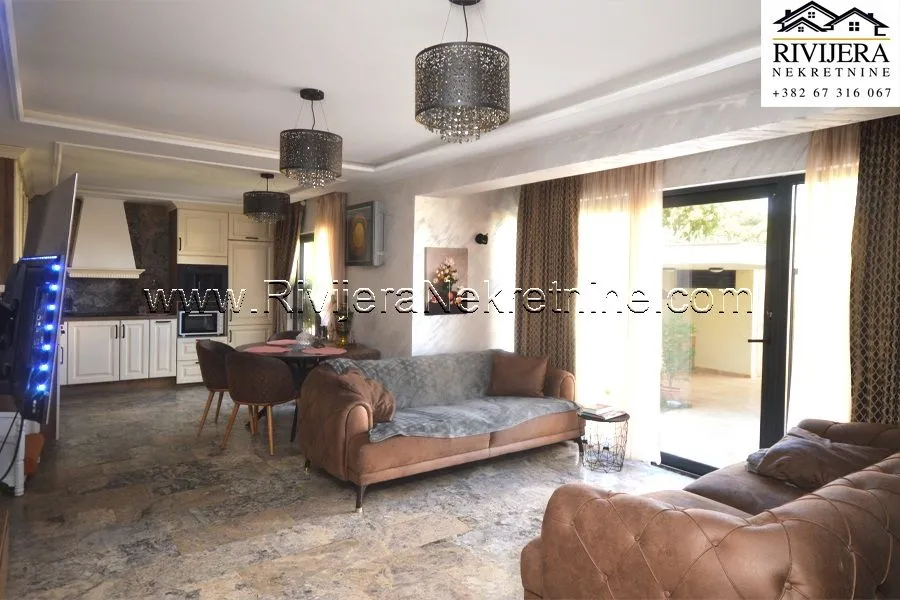 Sale, house, 385m², Kubasi, Kotor