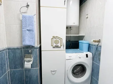 Rent, two bedroom apartment, 76m², Podgorica, Crna Gora - image 12
