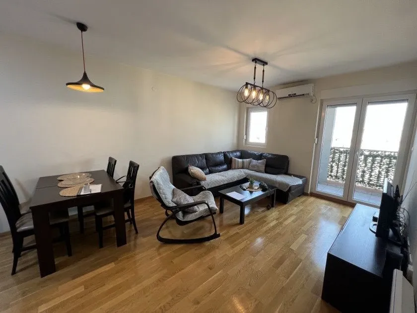 Rent, two bedroom apartment, 64m², Stari Aerodrom, Podgorica