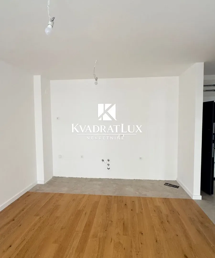 Sale, one bedroom apartment, 53m², Centar, Bar