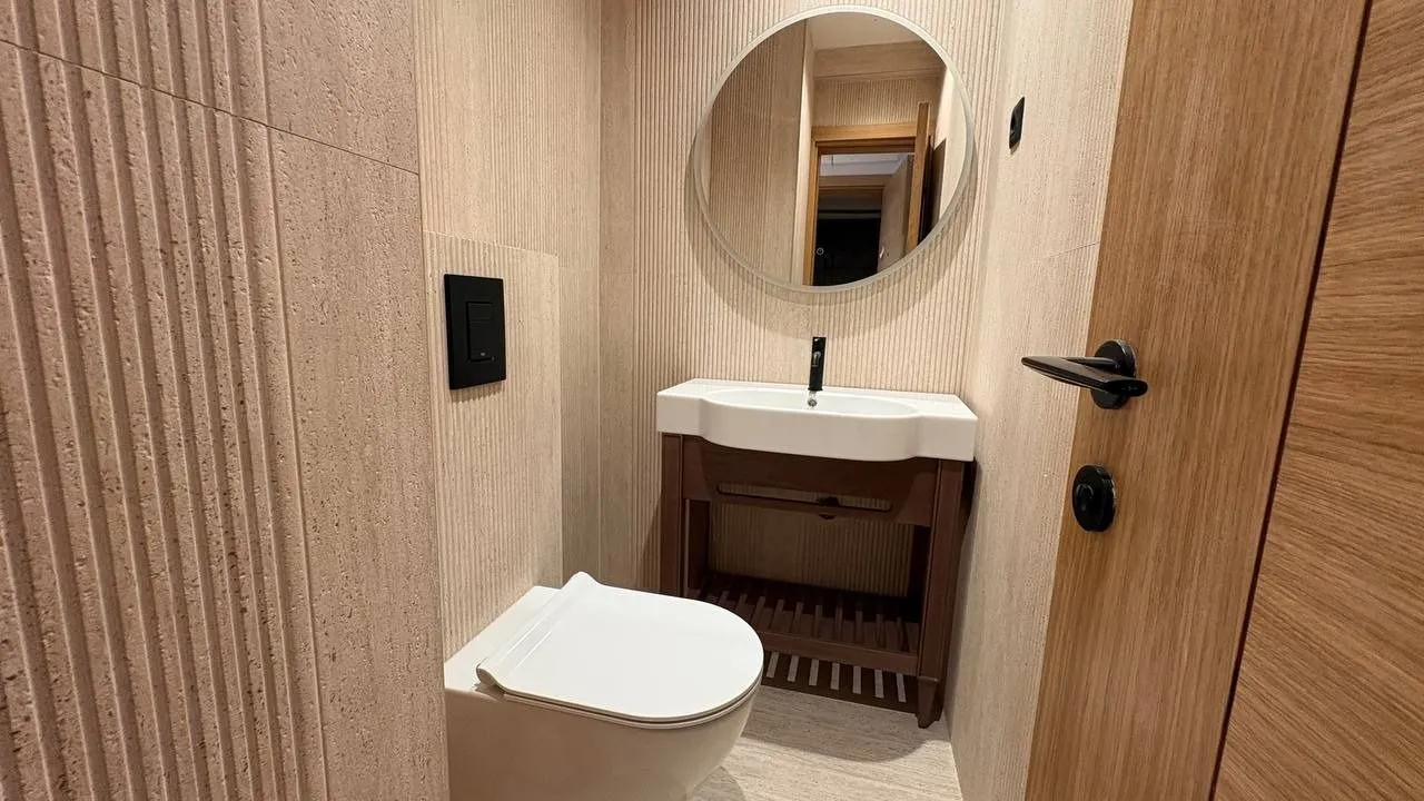 Prodaja, trosoban stan, 96m², Tivat, Crna Gora