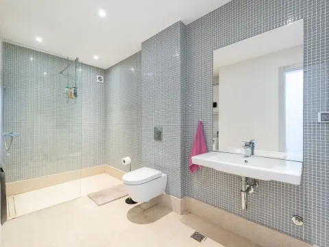 Prodaja, jednosoban stan, 85m², Rafailovići, Budva - image 11