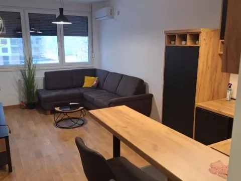 Izdavanje, jednosoban stan, 41m², Liman 4, Novi Sad Sve Podlokacije - image 8