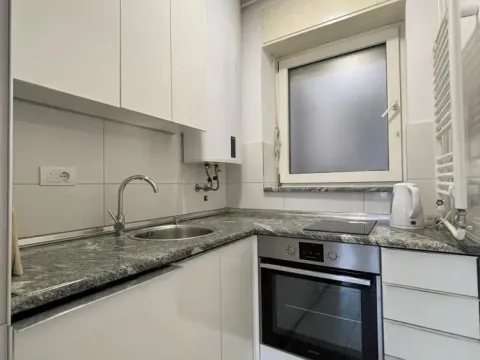 Izdavanje, dvosoban stan, 54m², Centar, Novi Sad - image 10