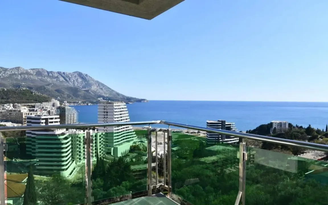 Prodaja, dvosoban stan, 72m², Bečići, Budva