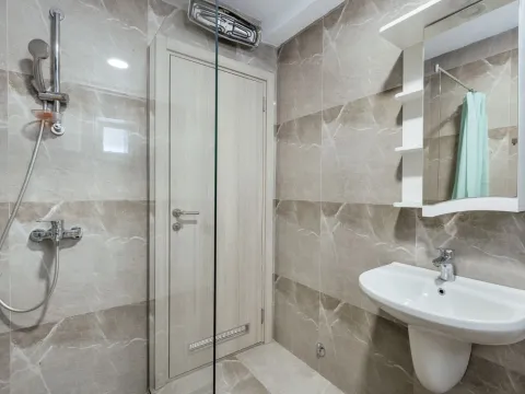 Rent, two bedroom apartment, 60m², Meljine, Herceg Novi - image 7