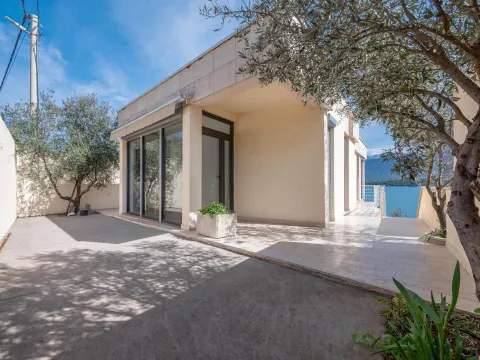 Sale, house, 172m², Kotor, Crna Gora - image 27