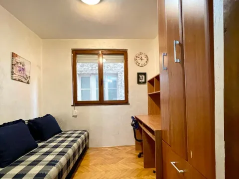 Izdavanje, kuća, 200m², Konik, Podgorica - image 9