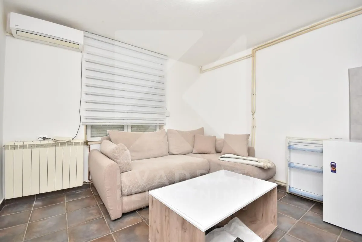 Izdavanje, kuća, 250m², Stari Aerodrom, Podgorica