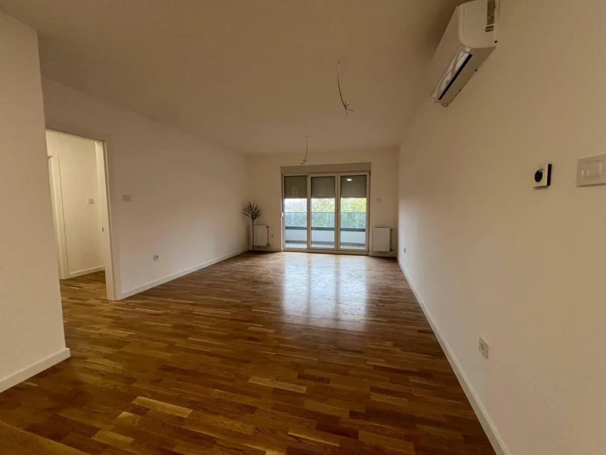 Rent, office space, 92m², Vidovdansko naselje, Novi Sad Sve Podlokacije