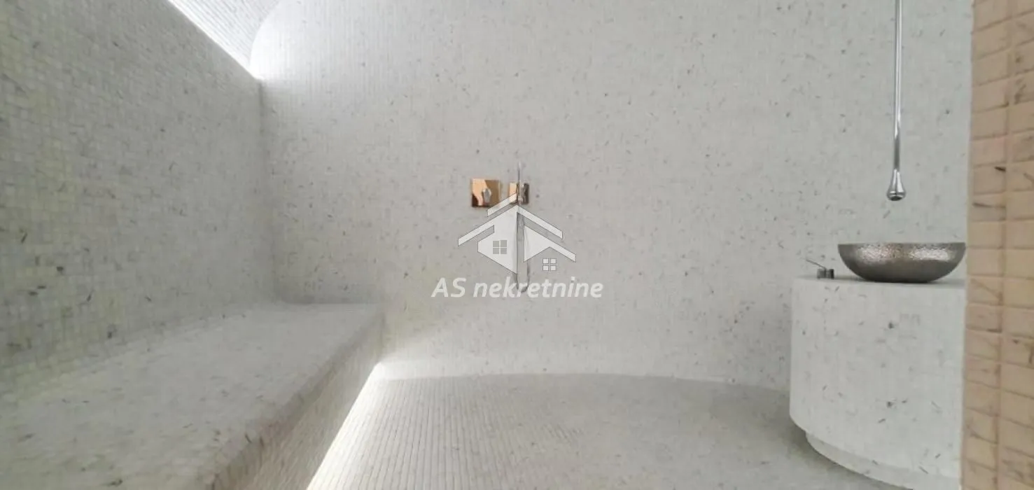 Izdavanje, trosoban stan, 90m², Savski Venac, Beograd