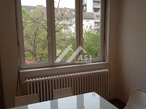 Izdavanje, trosoban stan, 82m², Centar, Novi Sad - image 7