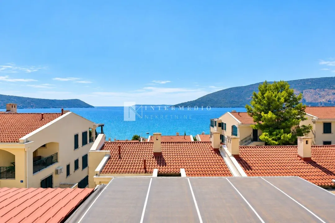 Sale, one bedroom apartment, 69m², Savina, Herceg Novi
