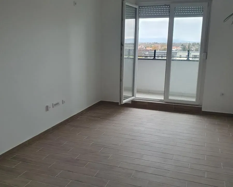 Prodaja, dvosoban stan, 47m², Ruma, Srbija