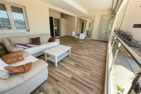 Prodaja, dvosoban stan, 78m², Pržno, Budva - image 8