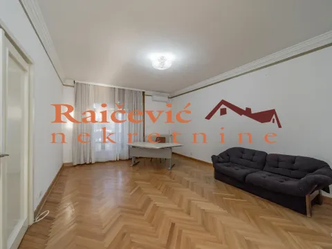 Rent, three bedroom apartment, 102m², Cvetni Trg, Vračar Sve Podlokacije - image 8