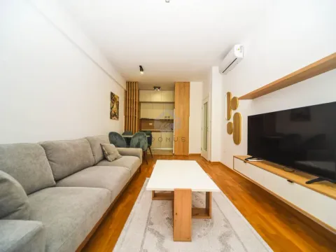 Rent, one bedroom apartment, 45m², City Kvart, Podgorica - image 1