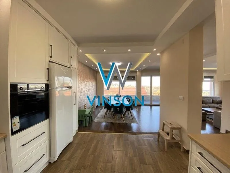 Prodaja, kuća, 631m², Petrovaradin, Novi Sad