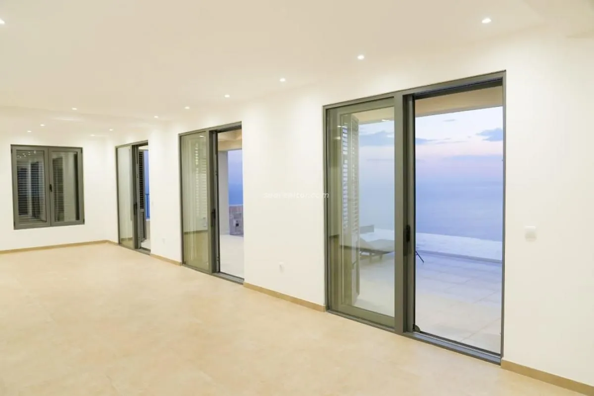 Sale, house, 420m², Blizikuće, Budva