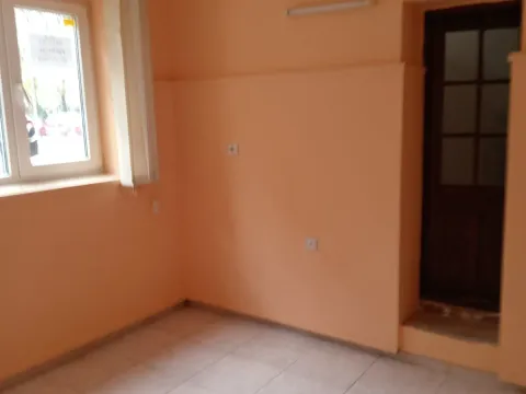 Sale, two bedroom apartment, 42m², Centar, Vršac - image 3
