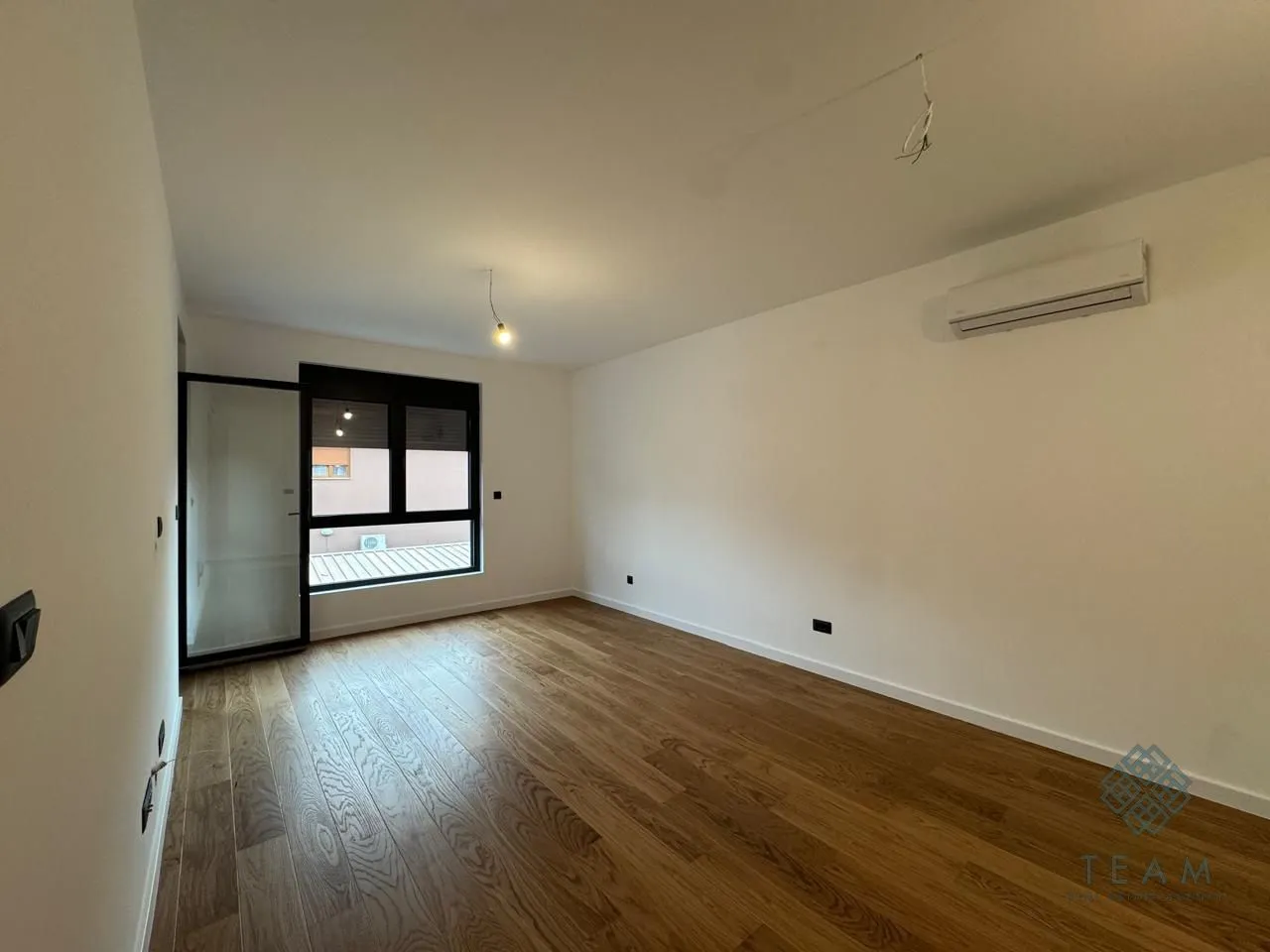 Prodaja, dvosoban stan, 63m², Tološi, Podgorica
