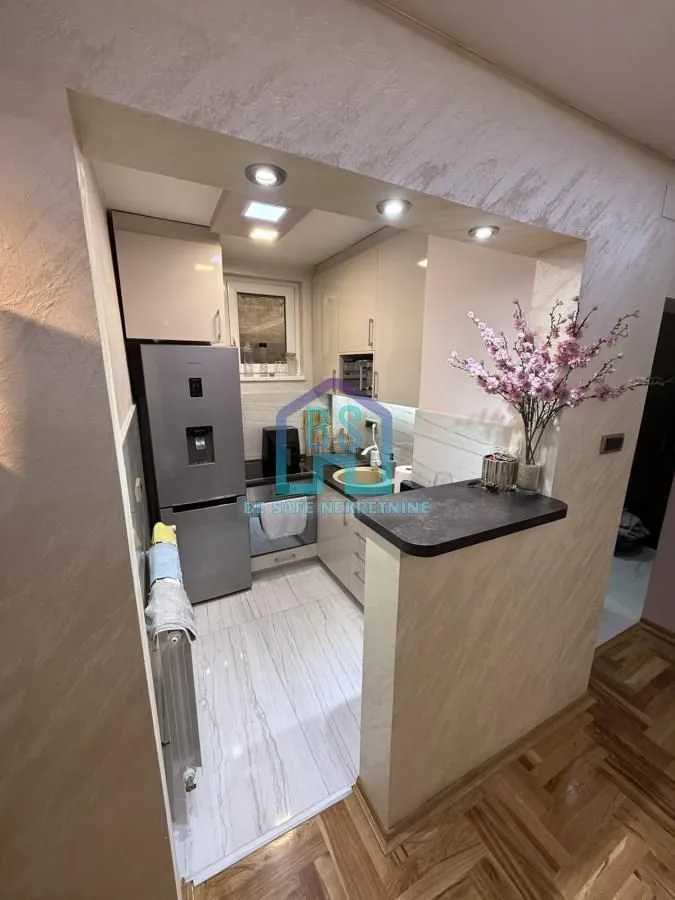 Prodaja, dvosoban stan, 42m², Kej, Novi Sad Sve Podlokacije