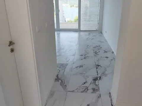 Prodaja, stan, 90m², Tivat, Crna Gora - image 10