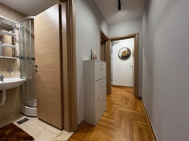 Prodaja, jednosoban stan, 37m², Drač, Podgorica
