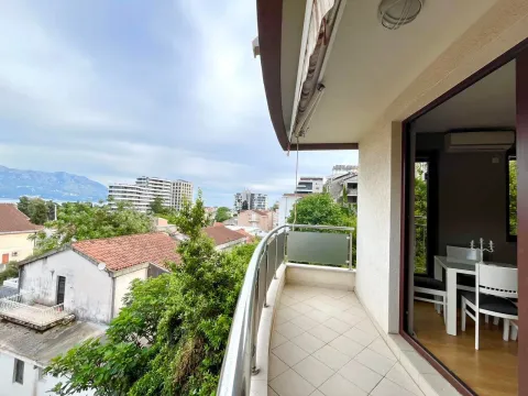 Izdavanje, jednosoban stan, 47m², Budva, Crna Gora - image 4