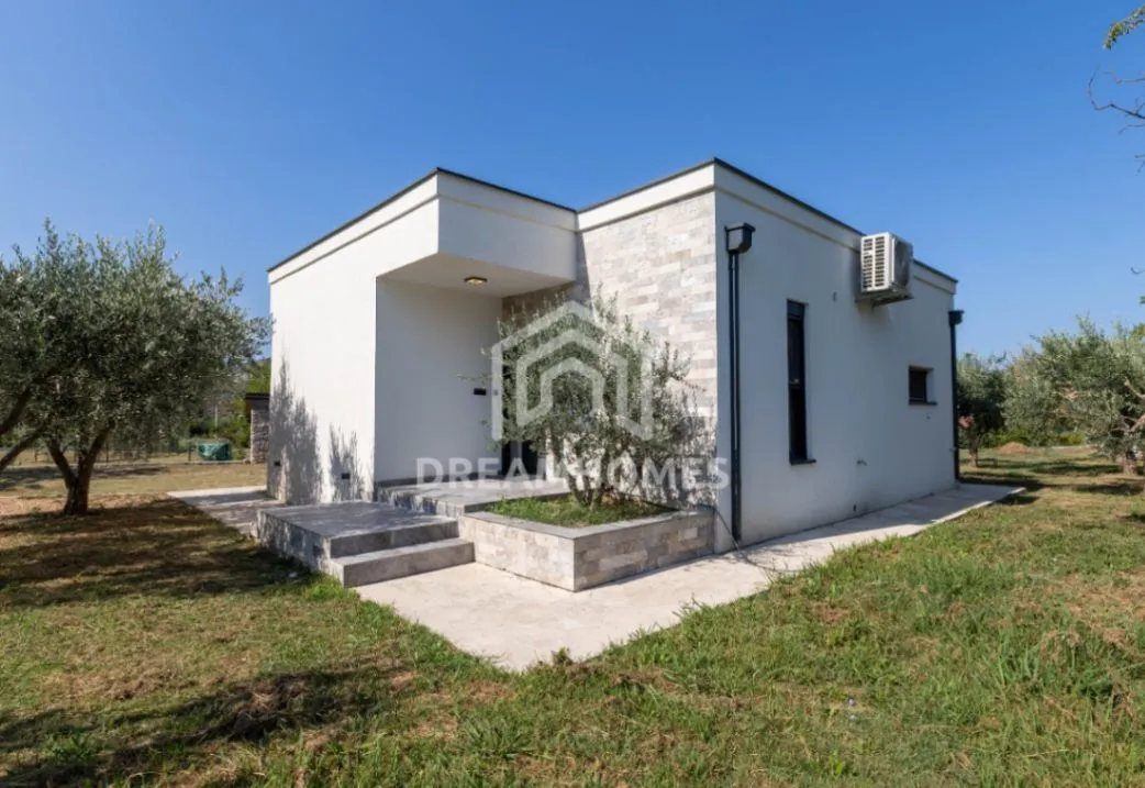 Izdavanje, kuća, 75m², Tomba, Bar