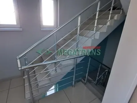 Izdavanje, stan, 120m², Telep, Novi Sad Sve Podlokacije