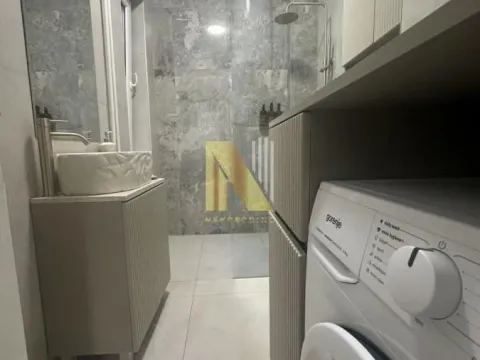 Izdavanje, trosoban stan, 78m², Centar, Novi Sad - image 19