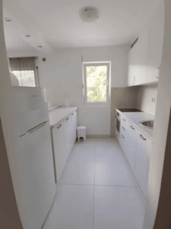 Izdavanje, jednosoban stan, 63m², Bečići, Budva