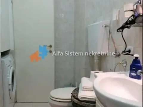 Izdavanje, trosoban stan, 73m², Stari Grad, Beograd - image 15