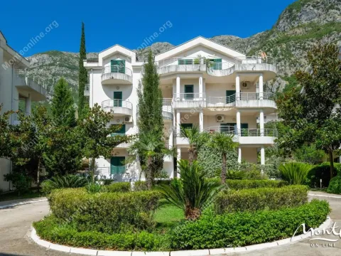 Sale, office space, 190m², Risan, Kotor - image 17