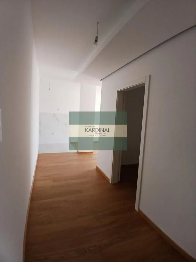 Prodaja, trosoban stan, 69m², Sarina Medja, Jagodina