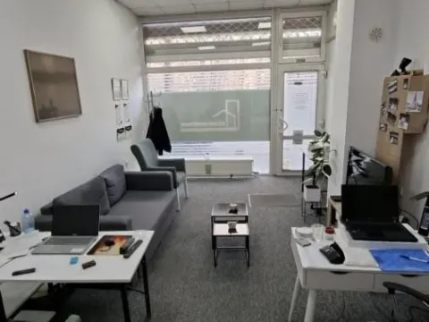 Rent, office space, 25m², Adamovićevo Naselje, Novi Sad Sve Podlokacije - image 2