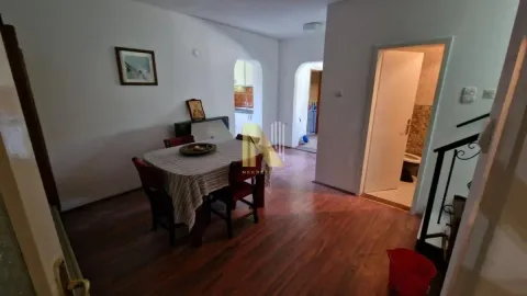Prodaja, kuća, 300m², Ledinci, Petrovaradin - image 13