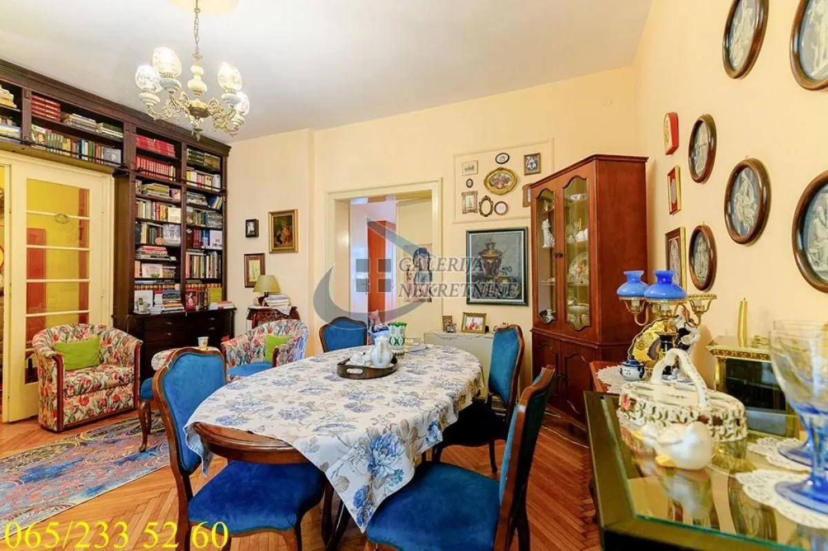 Prodaja, trosoban stan, 85m², Slavija, Vračar Sve Podlokacije