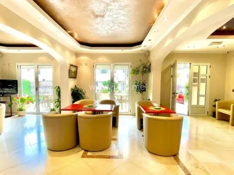 Prodaja, ugostiteljski objekat, 1300m², Budva, Crna Gora - image 19