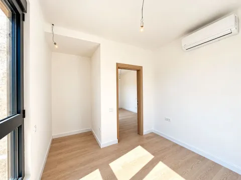 Prodaja, jednosoban stan, 47m², Donja Lastva, Tivat - image 9
